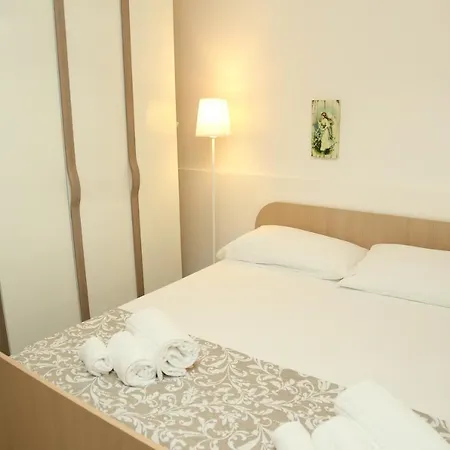 Izzhome Sunshine Marina di Ragusa